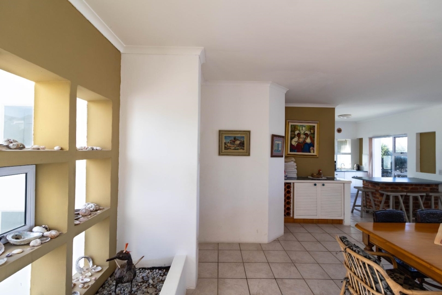 5 Bedroom Property for Sale in Vermont Western Cape